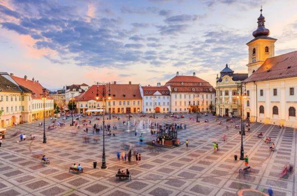 Апартаменты Old Town Cozy Nest Сибиу Экстерьер фото